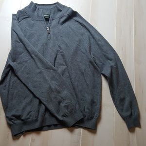 Eddie Bauer quarter zip sweater size L Gray color